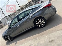 نيسان ألتيما